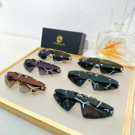 Picture of Versace Sunglasses _SKUfw55237977fw